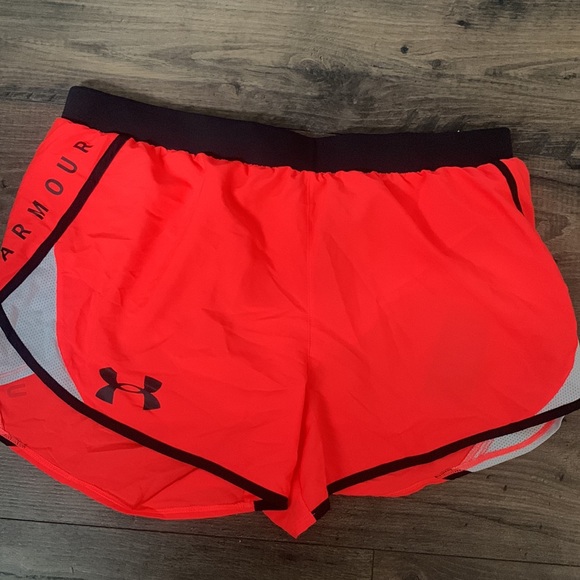 NWT Under Armour shorts - Picture 2 of 7